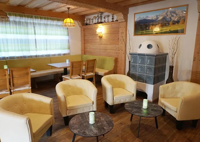 蓝索拉尔姆酒店